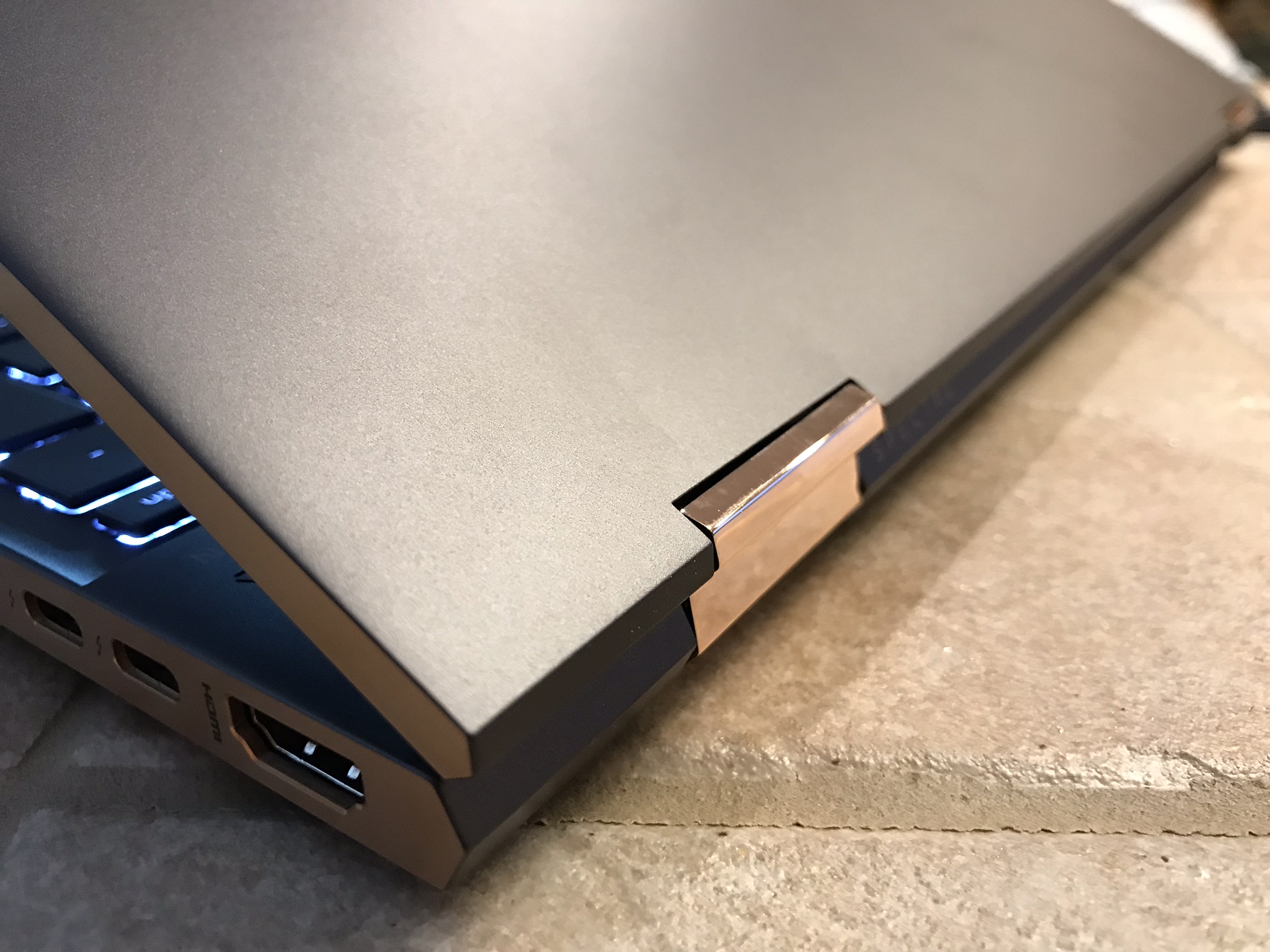 HP Spectre x360 15.6